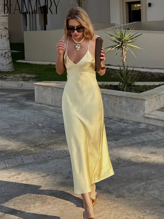Chic Yellow Backless Gown